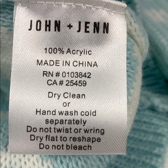 John + Jenn Women's Leopard Print Dolman Sleeve Sweater Medium - Picture 8 of 8